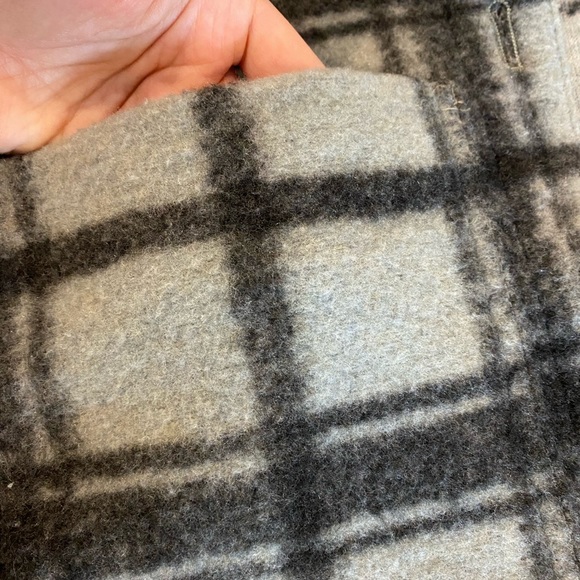 H&M plaid shacket - Picture 2 of 8